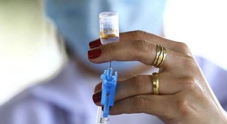 Governo cria comitê para combater notícias falsas sobre vacinas