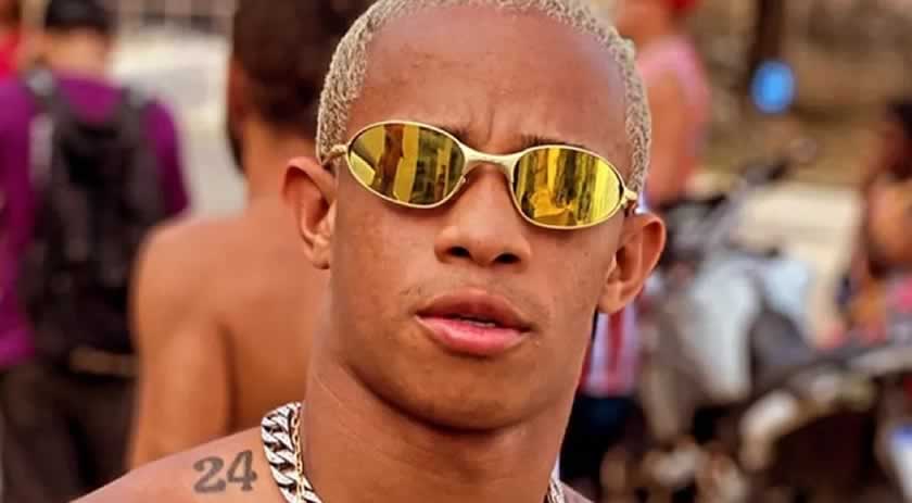 MC Biel Xcamoso, cantor e produtor de brega funk, morre em acidente