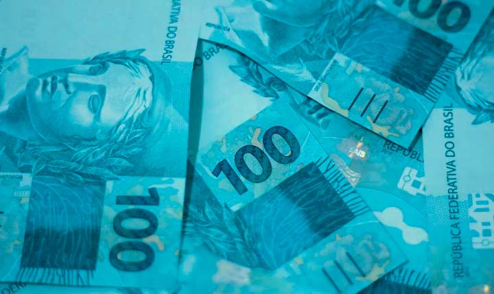 Governo volta atrás e estuda imposto federal em compras internacionais abaixo de US$ 50