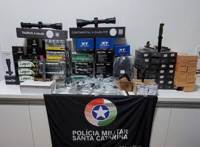 PMRv apreende R$ 60 mil em mercadorias durante abordagem na SC-480