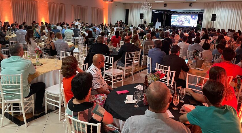 Empresas e empreendedores são agraciados com o troféu O Guarani 2023