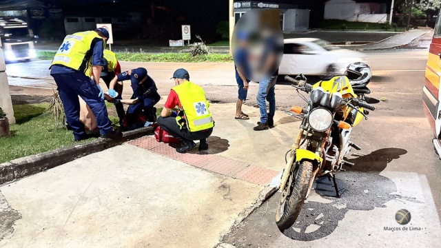 Motociclista é resgatado após queda na Avenida Willy Barth