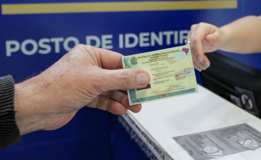 Santa Catarina emite um milhão de Carteiras de Identidade Nacional