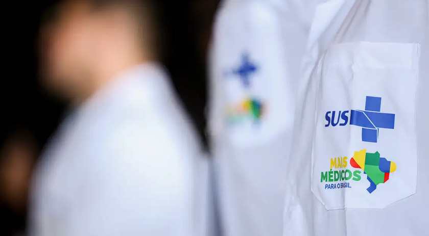 Saúde anuncia 2,2 mil novas vagas e cadastro reserva