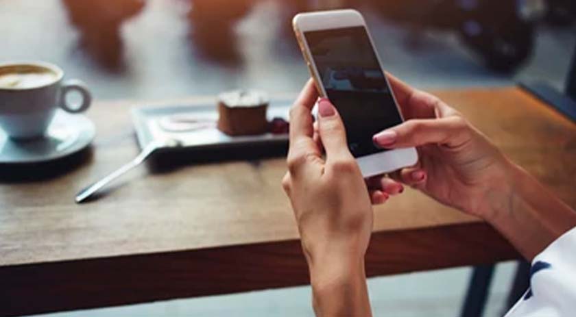 Mulher descobre mais de mil traições aplicando ‘teste de lealdade’ nas redes sociais