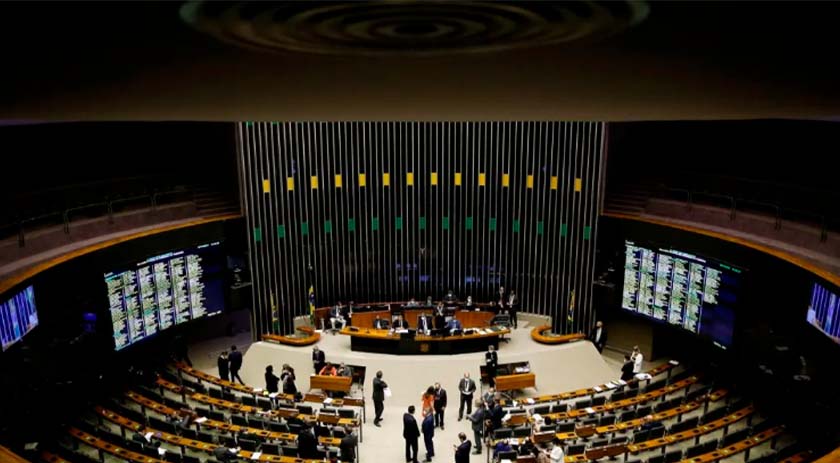 Câmara aceita mudança proposta por PL, e reforma tributária segue alterada para o Senado
