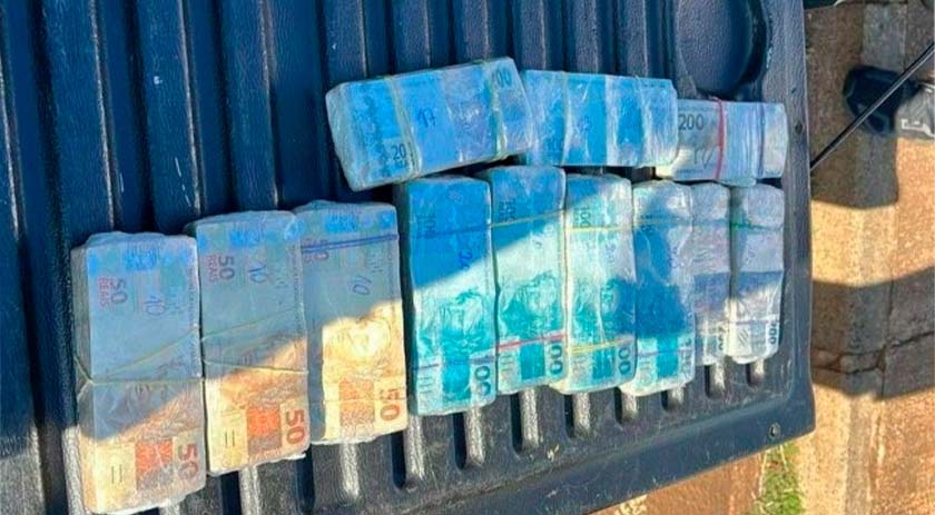 Operação apreende R$ 200 mil escondidos em caçamba de veículo
