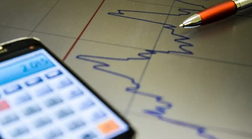 Governo já projeta salário mínimo de R$ 1.516 para 2025, com revisão da inflação