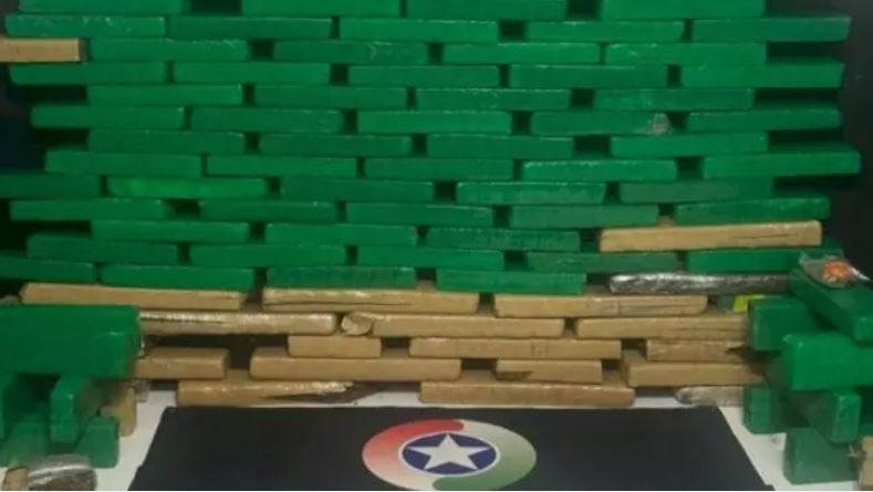PM apreende mais de 80 kg de maconha em Itajaí