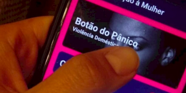 Botão do pânico salva mulher de agressões do ex-companheiro e homem vai preso no Oeste de SC
