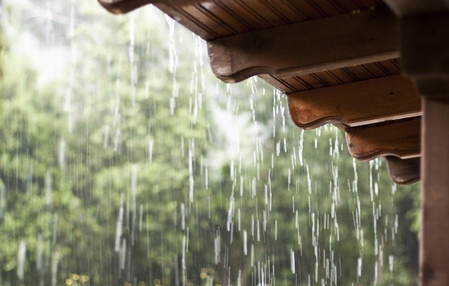 Calor de 35ºC favorece pancadas de chuva e temporais em SC