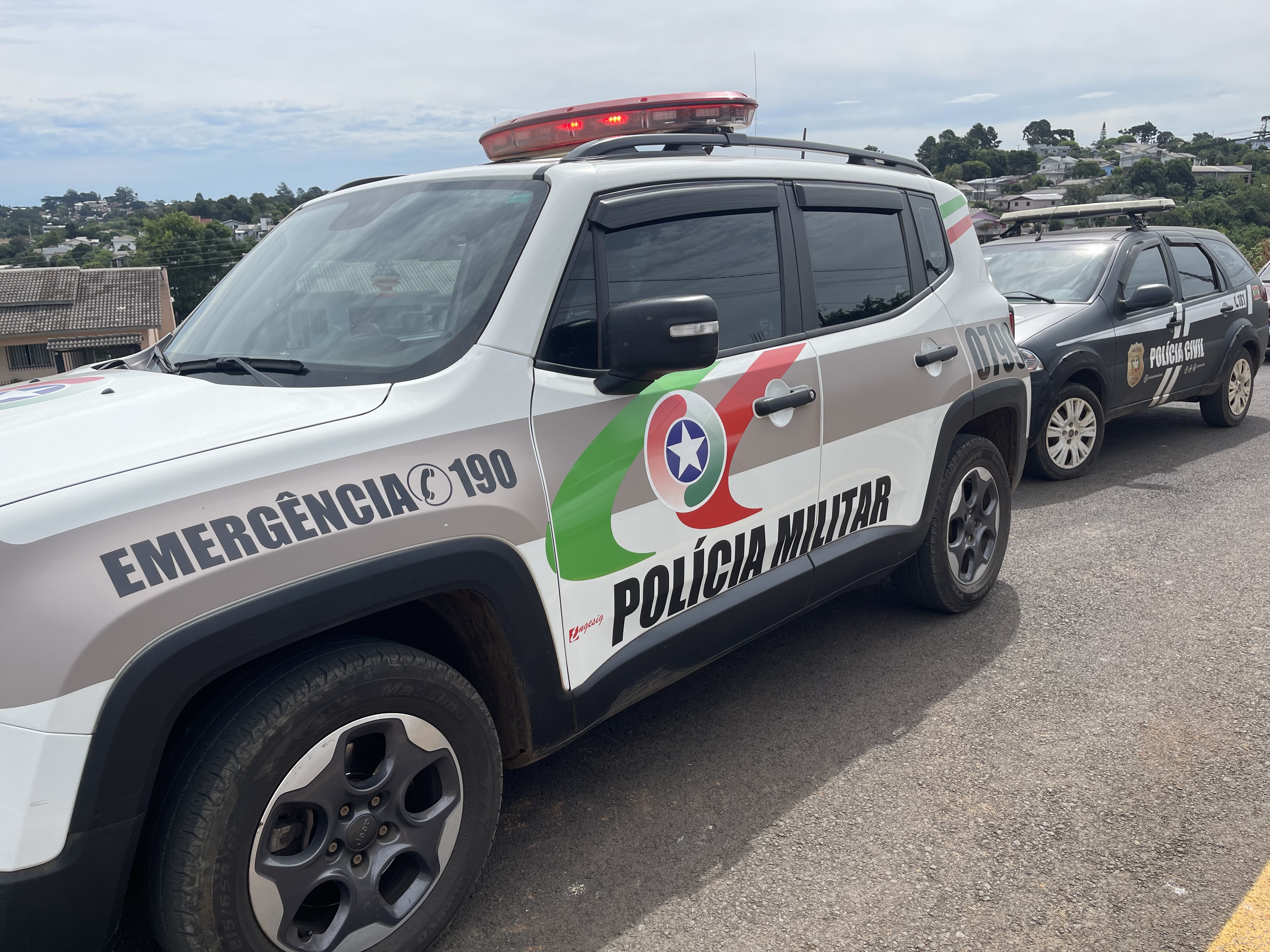 Mulher é presa após ameaçar irma de morte no bairro Joana