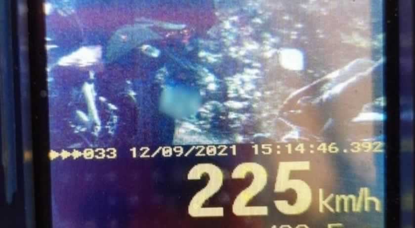 Motociclista é flagrado a 225 km/h no RS