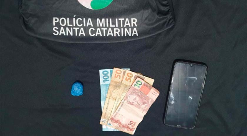 Motoboy é preso por tráfico de drogas no Bairro Salete