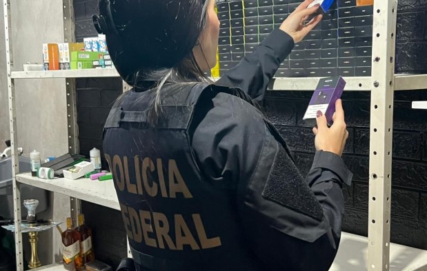 200 policiais e 51 mandados: megaoperação mira venda ilegal de cigarros eletrônicos em SC