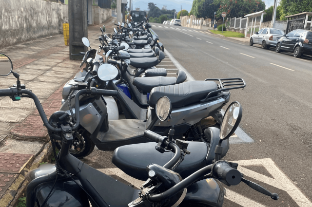 Fiscalização da PM remove autopropelidos e ciclomotor por irregularidades