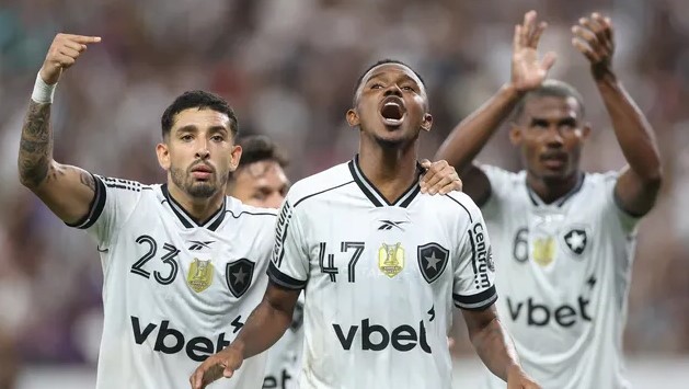 Botafogo vence Ceará no Castelão e se consolida na 5ª posição