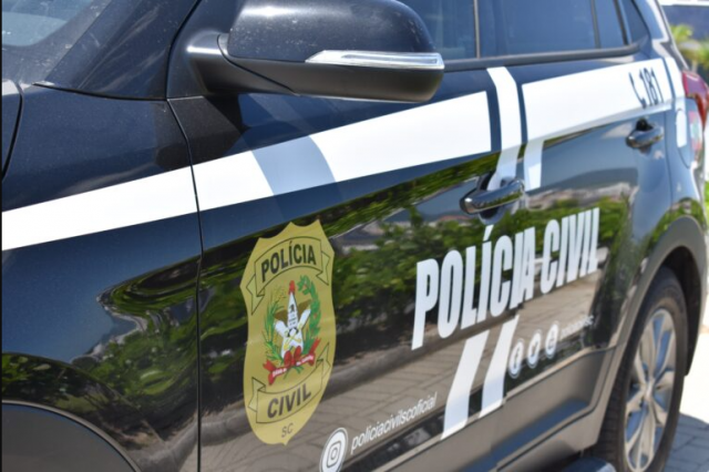 Polícia Civil cumpre 16 mandados de prisão por tráfico de drogas em Dionísio Cerqueira e mais 11 cidades de SC