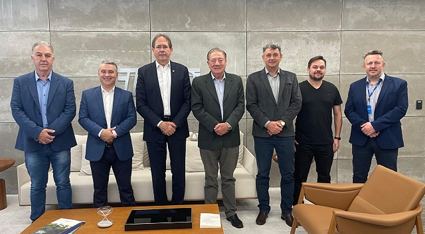 Executivo de São Miguel do Oeste acompanha apresentação do projeto-piloto do Programa Biogás SC