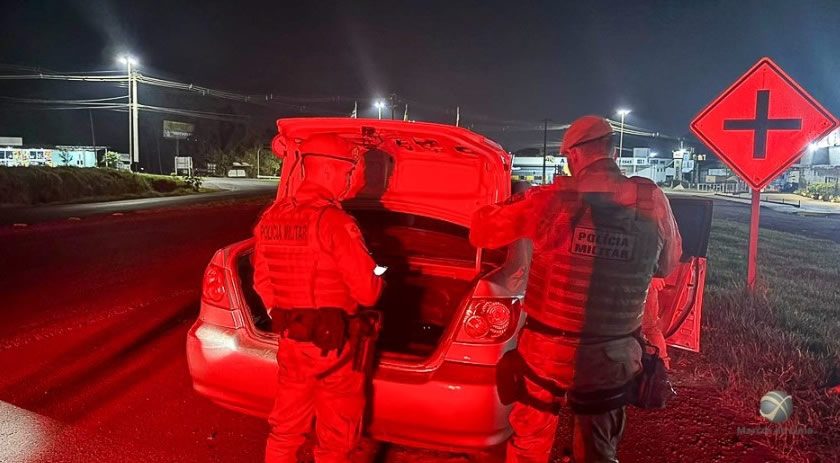 Mulher é presa por tráfico de drogas; bebê de três meses estava com ela