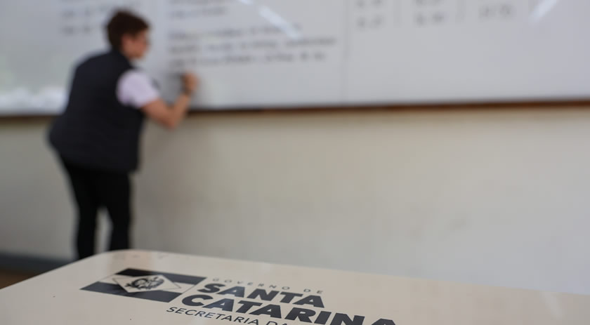 Gabarito preliminar do segundo dia de prova do maior concurso público da Educação de SC é divulgado