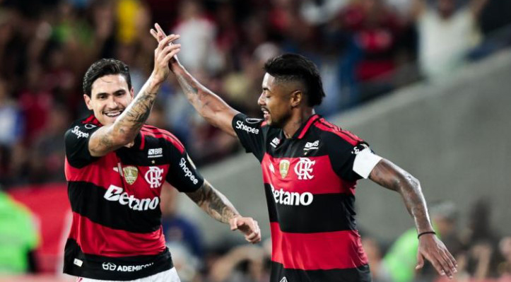 Bruno Henrique marca duas vezes, Flamengo goleia o Cusco e mira melhor campanha da Libertadores