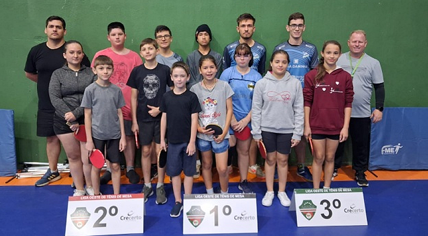 Mesatenistas de Maravilha participam da Liga Oeste de Tênis de Mesa