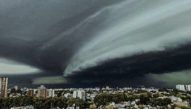 Primeira frente fria intensa do inverno de 2026 avança pelo Sul e traz risco de temporais e frio rigoroso