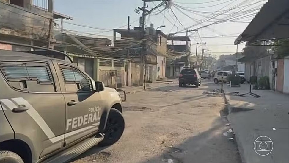 PF prende suspeitos de espalhar fake news durante as eleições