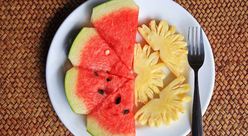 Melancia, abacaxi, manga e maracujá: saiba qual o ponto ideal das frutas na hora de comprar