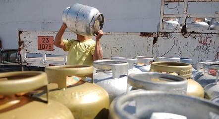 Pagamento do Auxílio Gás começa nesta sexta e segue até 29 de fevereiro