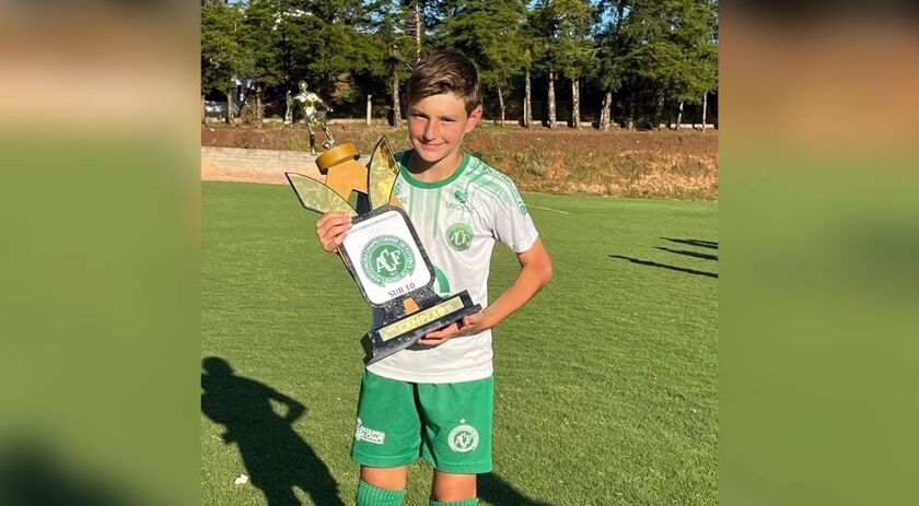 Atleta da escola da chapecoense de São Miguel do Oeste irá integrar a categoria sub 11 do clube