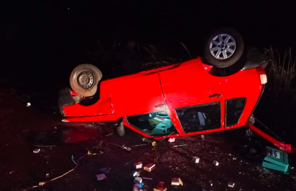 Passageiro fica ferido em saída de pista na BR-282