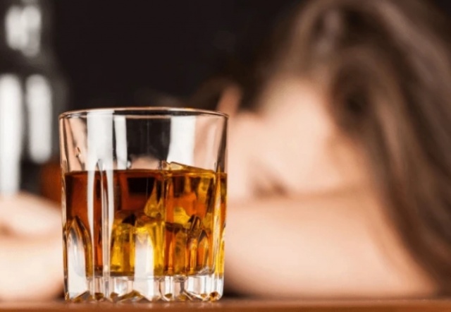 PF investiga fábrica suspeita de produzir bebidas adulteradas com metanol em SC