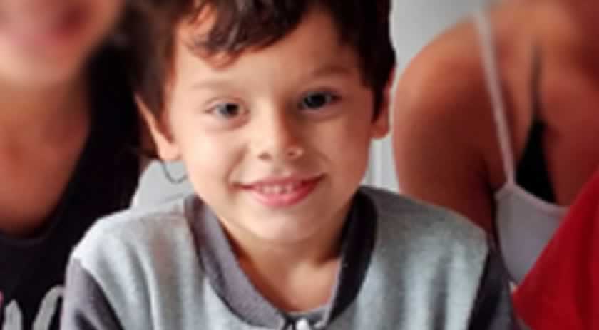 Criança de 5 anos morre engasgada com balão de festa em SC