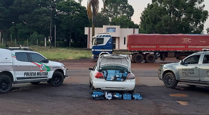 Motorista é detido com mais de 300 maços de cigarros na divisa entre PR e SC