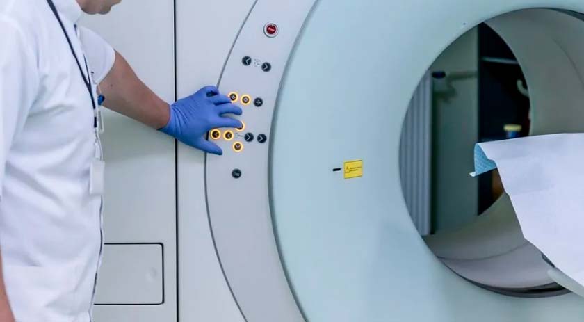 Homem passa a noite em aparelho de ressonância e processa hospital; Justiça nega pedido