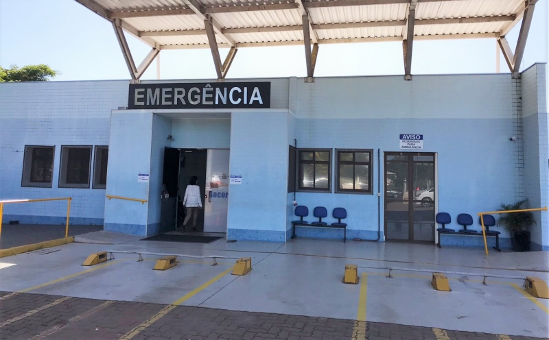 PM prende acusado de quebrar vidros do Hospital Regional e agredir enfermeira