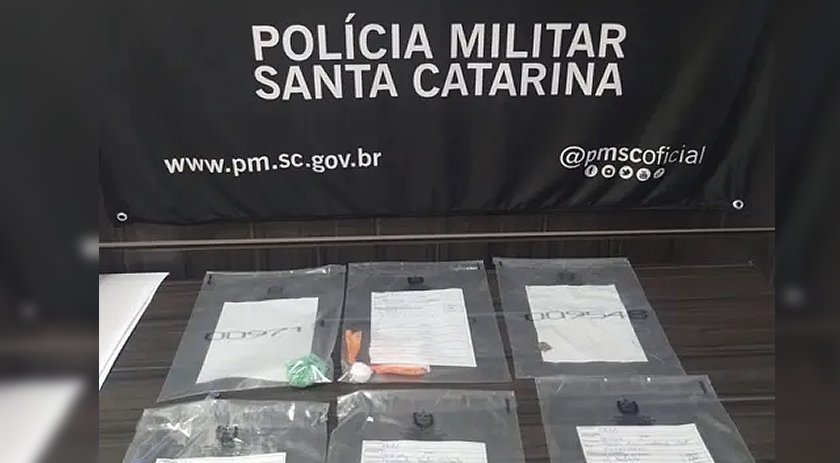 Três pessoas são presas por tráfico de drogas