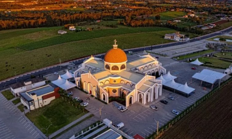 Segunda maior igreja recebe o maior reconhecimento do Vaticano fora de Roma