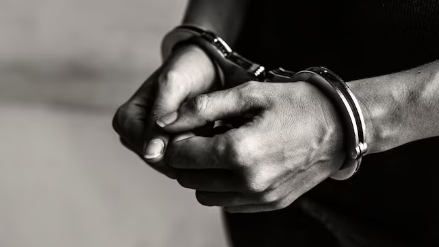 Polícia Militar cumpre mandado de prisão civil durante operação