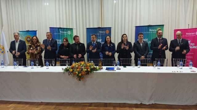 Em assembleia festiva, Rotary Clube de São Miguel do Oeste empossa nova diretoria