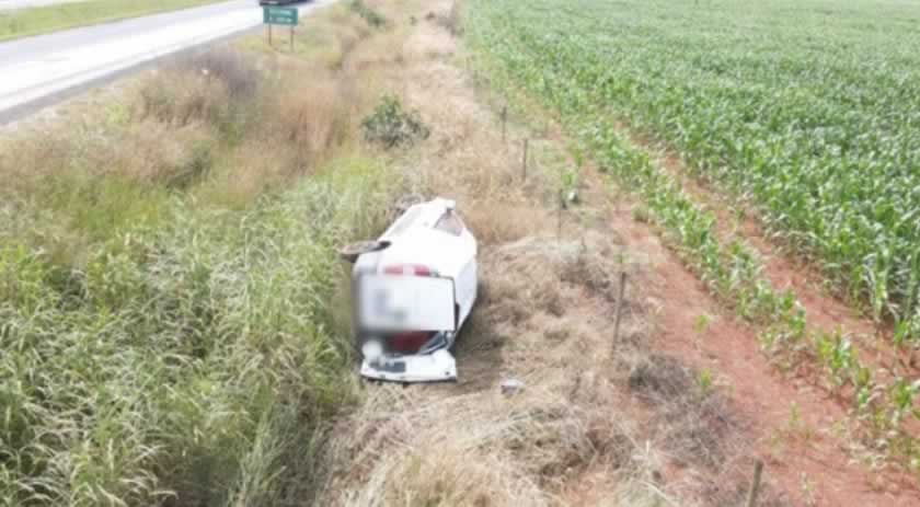 Veículo tomba com material radioativo na BR-153 em Goiás