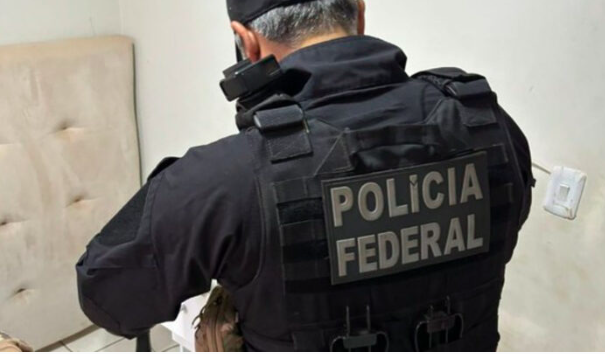 Esquema que traficava e aliciava mulheres de SC é alvo de operação em três estados