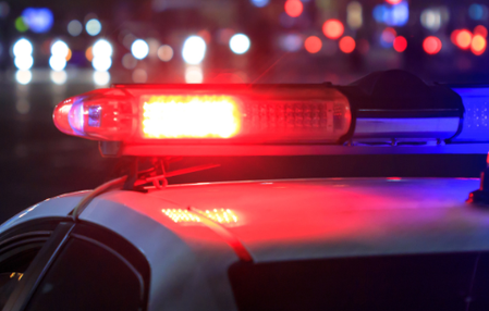 Homem morre após ser esfaqueado no pescoço pelo vizinho