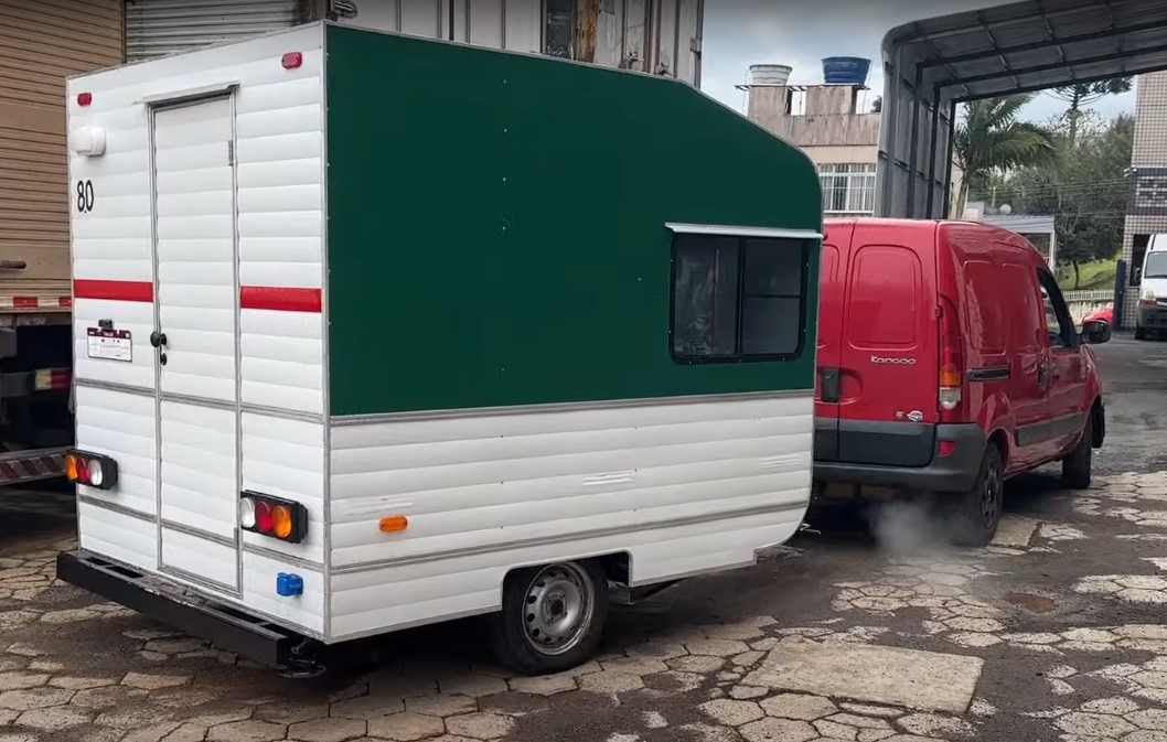 Trabalho conjunto da Receita Federal de Dionísio Cerqueira e Uruguaiana resulta na apreensão de um trailer