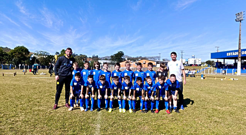 Projeto Luz no Esporte/Azuriz  estreia na La Liga Aris Capital com 100% de aproveitamento