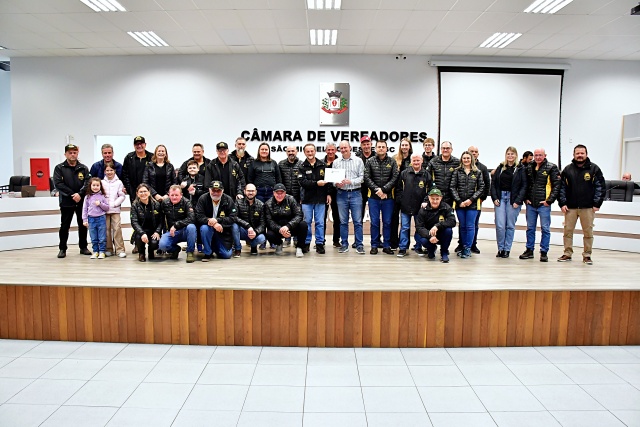 Câmara de São Miguel do Oeste homenageia os 30 anos do Jeep Clube