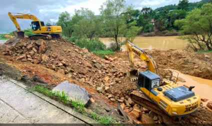 BR-470 continua totalmente interditada para obra emergencial; previsão de 7 dias