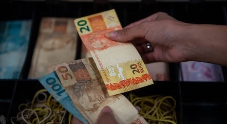 Preço do azeite dispara e deixa ceia de Natal 7,7% mais cara neste ano